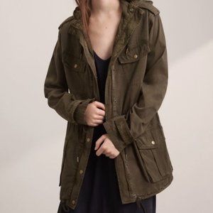 Aritzia Talula Trooper Utility Coat (XXXS) - Army Green